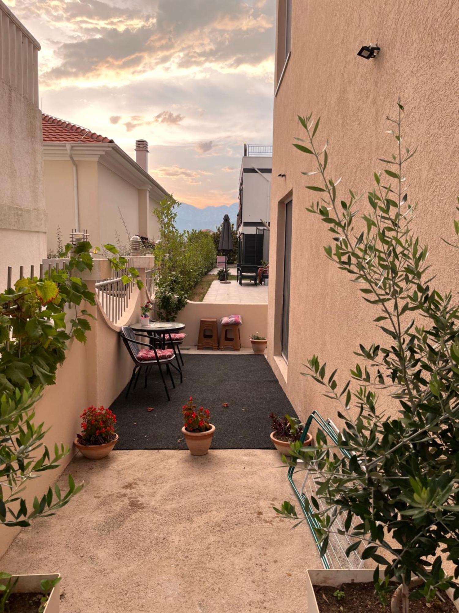 Id Apartments Tivat Kültér fotó